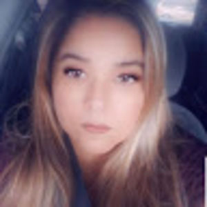 Meet your Posher, Lorena